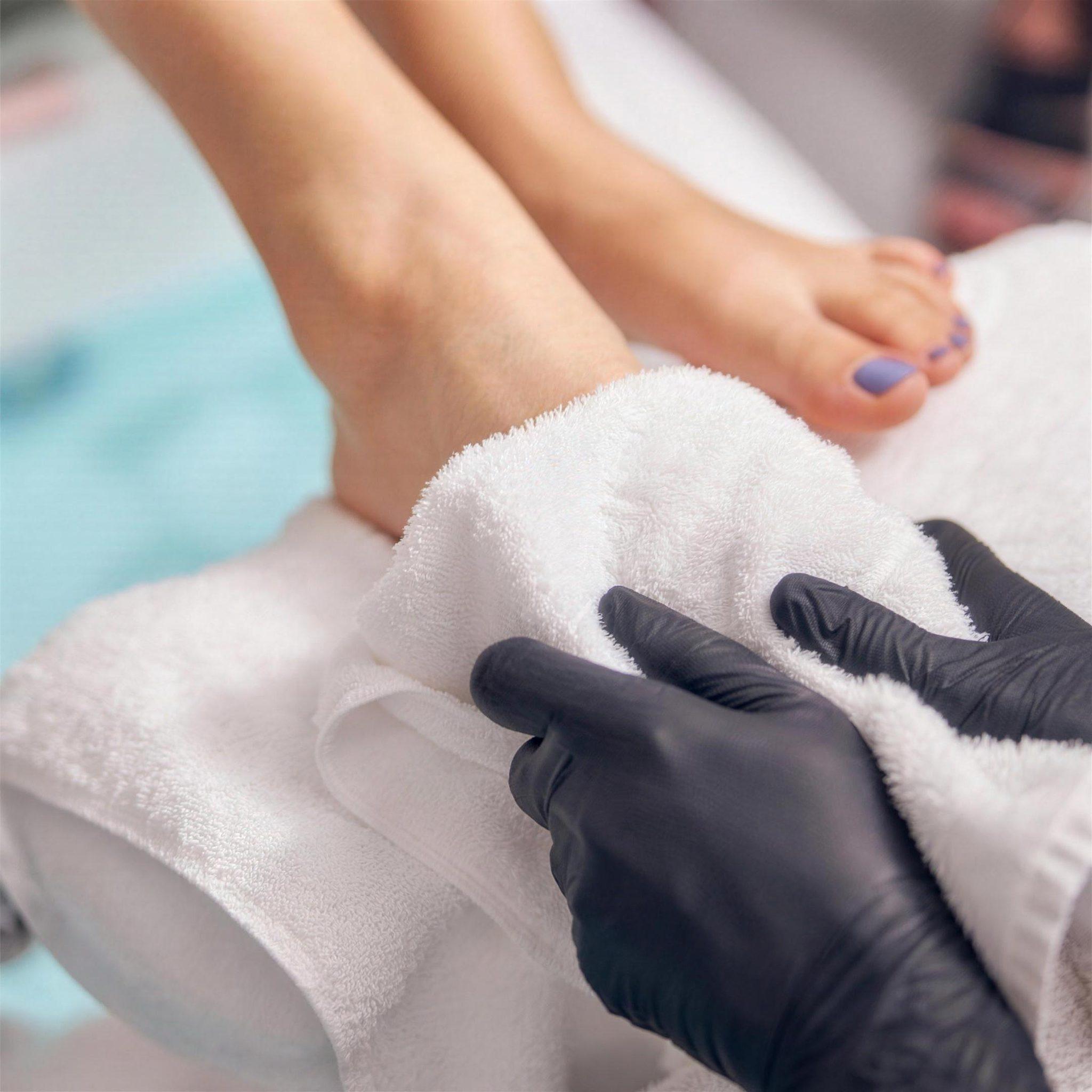 Spa Pedicure & DND Gel